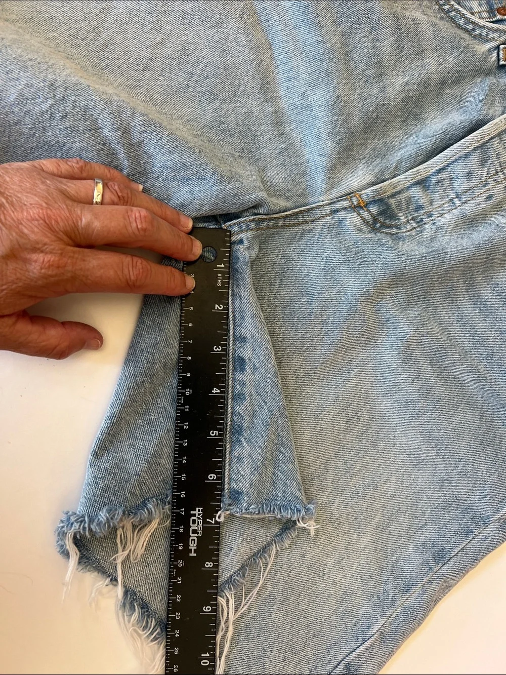 The ‘90s vintage HI-Rise long Short Denim Forum Light Blue Denim Shorts